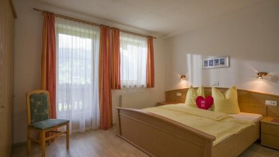 Schlafzimmer mit Balkon