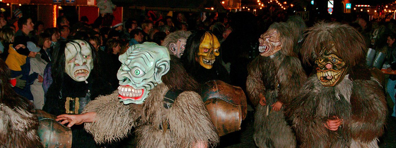 Devilish creatures called "Krampus" roam the streets at night, © Osttirol Werbung / Zlöbl