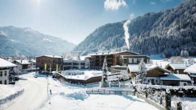 Kitzbuehel Lodge  Building_klein