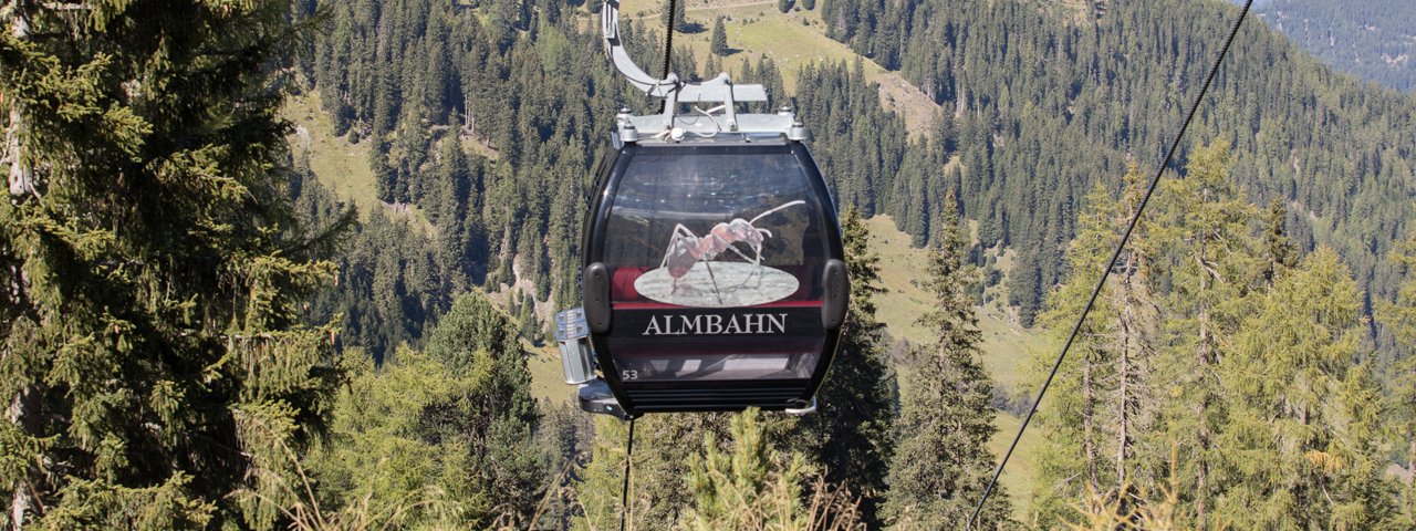 Almbahn cable car in Fiss, © Bergbahn Fiss