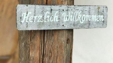 Zillertal-Fuegen-Appartement-Huber-Willkommen