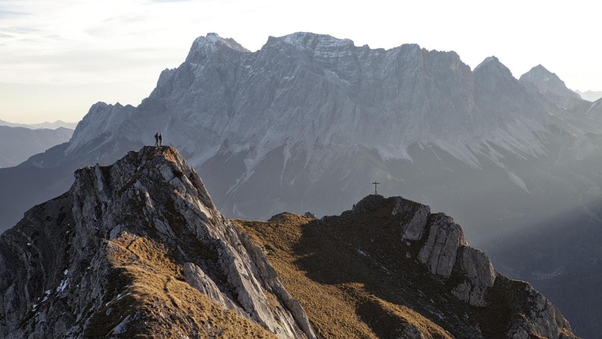 From the summit of the Grubigstein, the mountain overlooking Lermoos, visitors can enjoy fabulous views of the Wetterstein Massif and the Zugspitze, Germany’s highest mountain., © Tiroler Zugspitz Arena