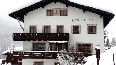 Winterbild_Haus_Tirol