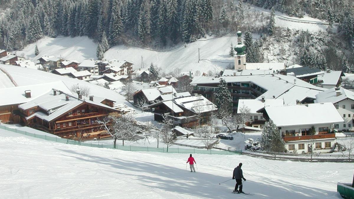 The Alpbachtal Wildschönau ski area offers 109 kilometres of pistes and three funparks. It is among the ten largest ski resorts in Tirol and is located on the Schatzberg mountain overlooking Auffach., © Wildschönau Tourismus