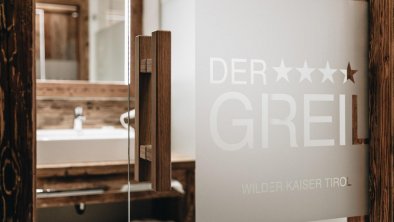 Badezimmer Doppelzimmer Deluxe Tirol