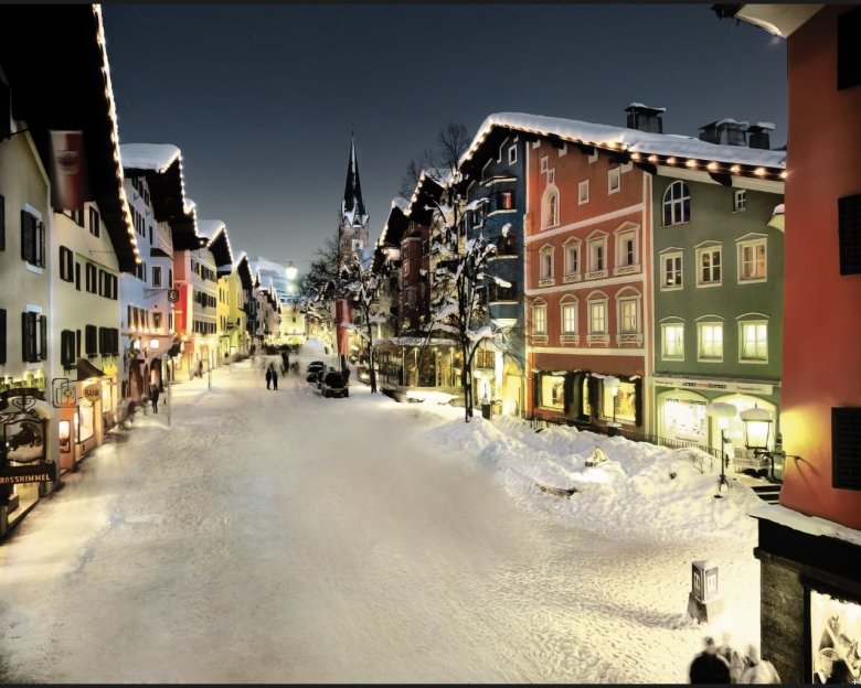 The Old Town of Kitzbühel with buildings dating back to the 15th and 16th century.
