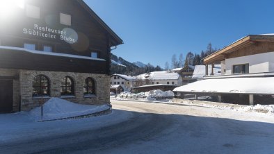 Hausansicht Winter Straße