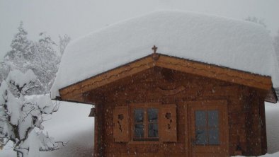 schneereicher Winter Gartenhütte