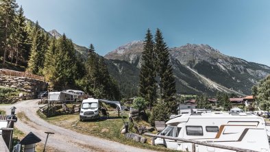 Panorama Terrace Pitch Naturcamping Kuprian, © Natur Camping Kuprian Ötztal