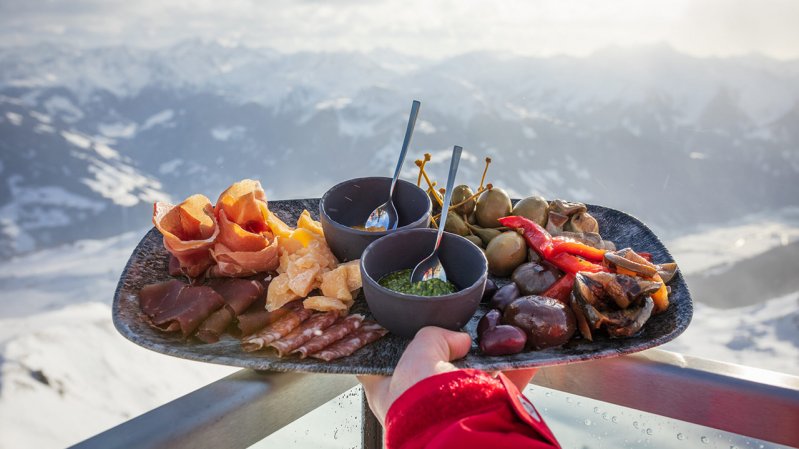 Shakshuka: From Israel into Zillertal Valley – 2024 Ski Food Festival, © Erste Ferienregion im Zillertal / Becknaphoto