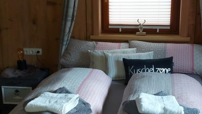 Schlafzimmer 2