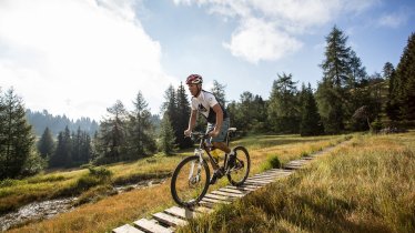 Mountain bike ride to the Grünsee lake, © Daniel Zangerl