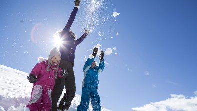 Schnee, Schnee, Schnee und viel, viel Sonne, © Uab Tirol Mario Webhofer