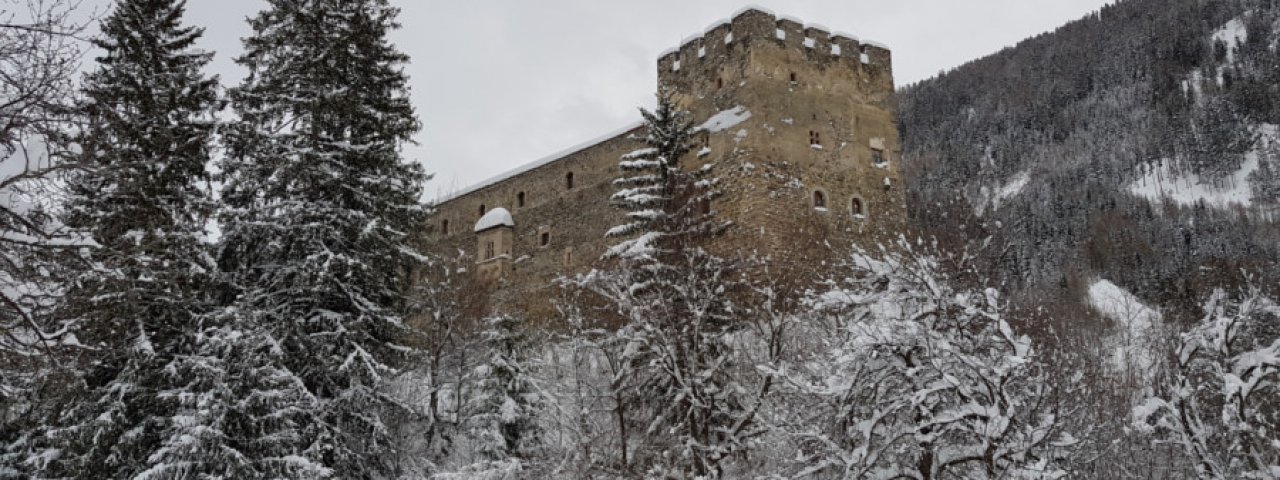 Burg Berneck in winter, © Burg Berneck