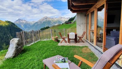 Bichlhof Kaisers terrace with mountain view