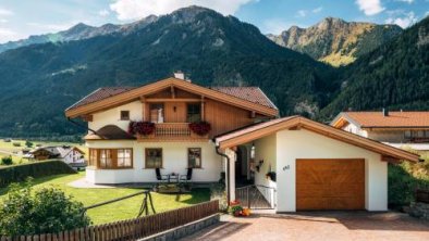 Haus Waldblick Pfunds, © bookingcom