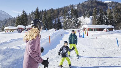 Familienparadies Sporthotel Achensee Winter (6)-mi