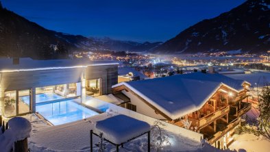 WaldSPA und Blick ins Zillertal