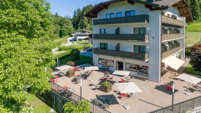 Hotel_Hennersberg_Hennersberg_1_Drohne_4