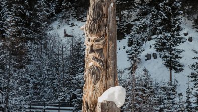 Bergler-Hoamat-Navis-Winter-Landschaft-Schnitzerei