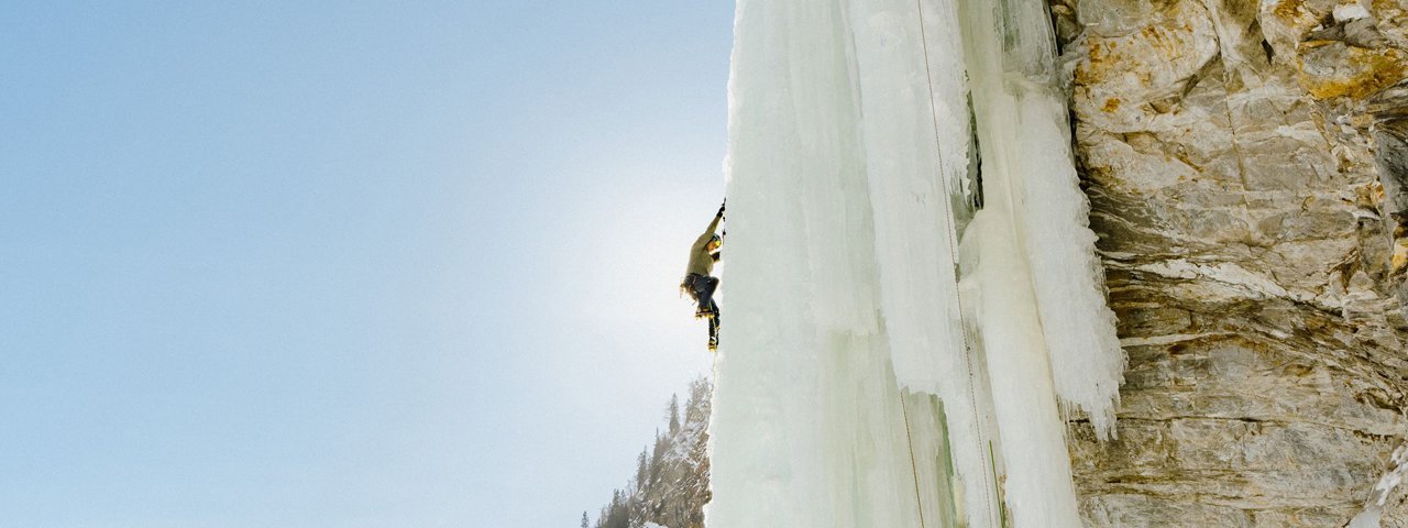 Ice climbing in Tirol , © Tirol Werbung / Haindl Ramon