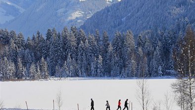 Im Winter mit Blick auf den See