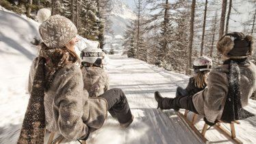 Try the home-made apple strudel or other Tirolean specialities in the Jägerhaus before whizzing back down., © TVB Tiroler Zugspitzarena/U. Wiesmeier