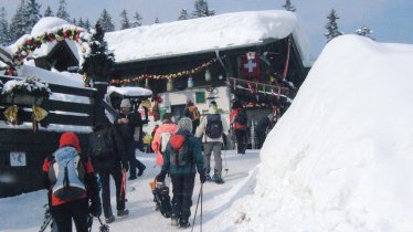 Snowshoe Hike atop Brunschkopf Peak, © Foto Athesia Tappeiner