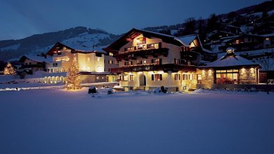 Ansicht_Hotel_Restaurant_Winter