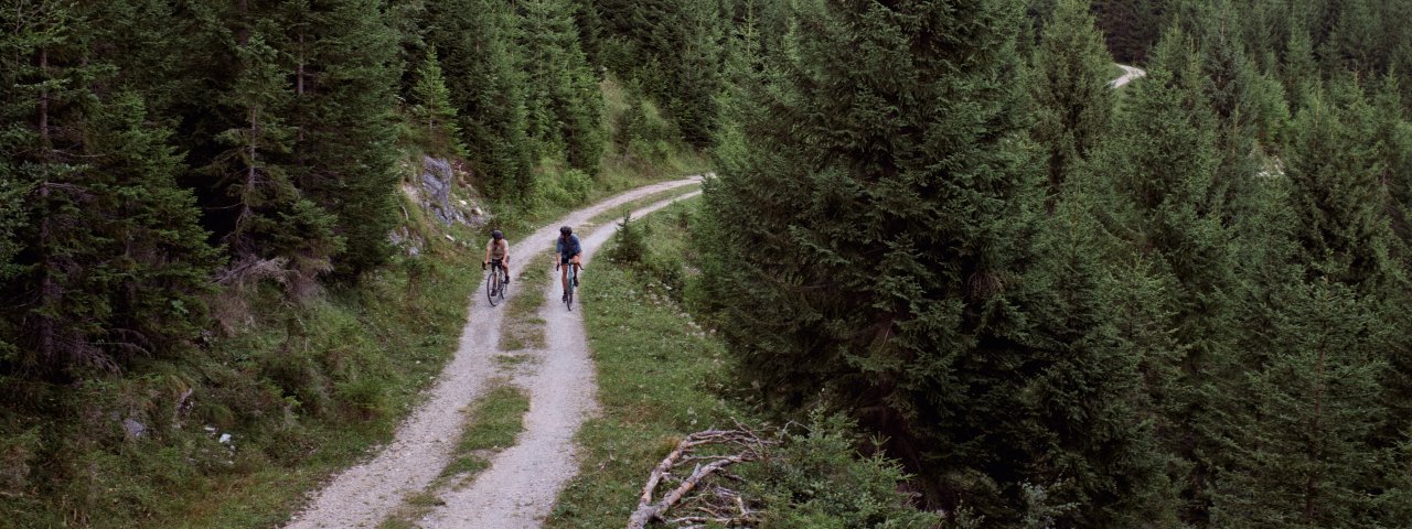 Gravelbike ride in the Tannheimer Tal Valley, © Tirol Werbung