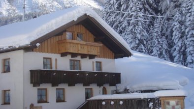 Haus im Winter, © Luttinger