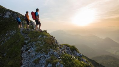 hd-morgenstimmung-beim-wandern-auf-dem-wilden-kais