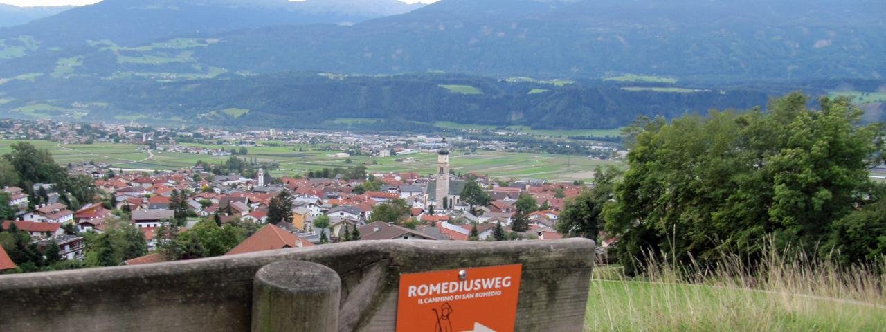 The start of the Romedius Pilgrimage Trail in Thaur, © Staud