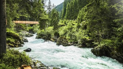 Ruetz Katarakt Wilde Wasser Weg