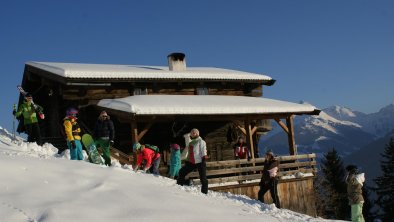 Winterfoto Hütte, © Fam. Kostenzer