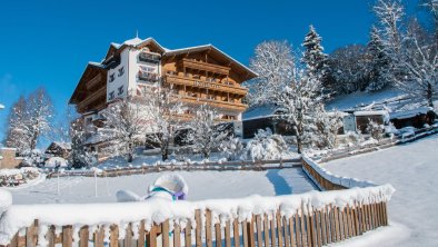 Babymio, Kitzbüheler Alpen Kirchdorf in Tirol