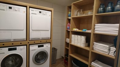 Self service washing room for guests, © Hotel Olympia Tirol