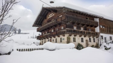 Bauernhof_Achrainer_Moosen_Grafenweg_36_Winter auß