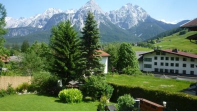 Blick nach Süden (Sonnenspitze), © Haus Sonnenblume Lermoos