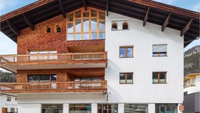 Amazing apartment in Pettneu am Arlberg with WiFi, © bookingcom