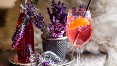 Heidelbeer_Lavendel_Spritz