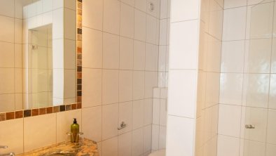 Badezimmer Zirbensuite