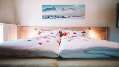 Ferienwohnung Lechtal mit 2 Schlafzimmer und großem Balkon, © bookingcom