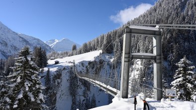 Hängebrücke Holzgau Winter