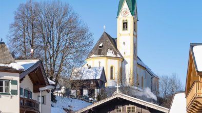 Hotel_Gasthof_Unterm_Rain_Kitzbuehelstrasse_8_Kirc