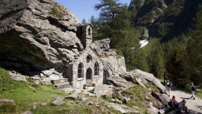 Osttirol Wanderparadies - Felsenkapelle