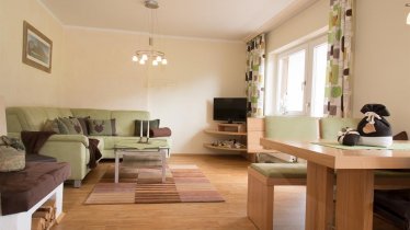 Bruendlhof_Trins_Ferienwohnung_Wohnzimmer_Wipptal