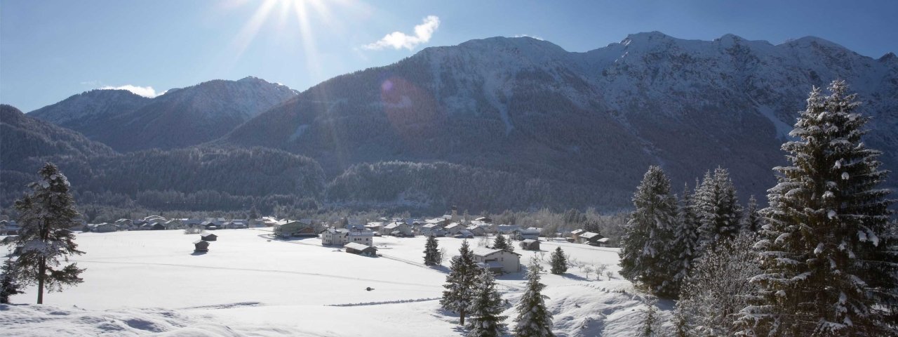 Weißennbach am Lech in winter, © Naturparkregion Reutte