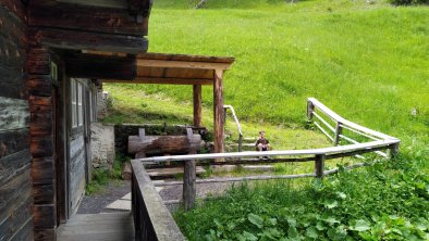 Brunnen, © Fam Steidl