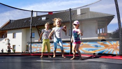 1000-m² Playground in Front of the Hotel  Trampoline, © Judith Kathrein